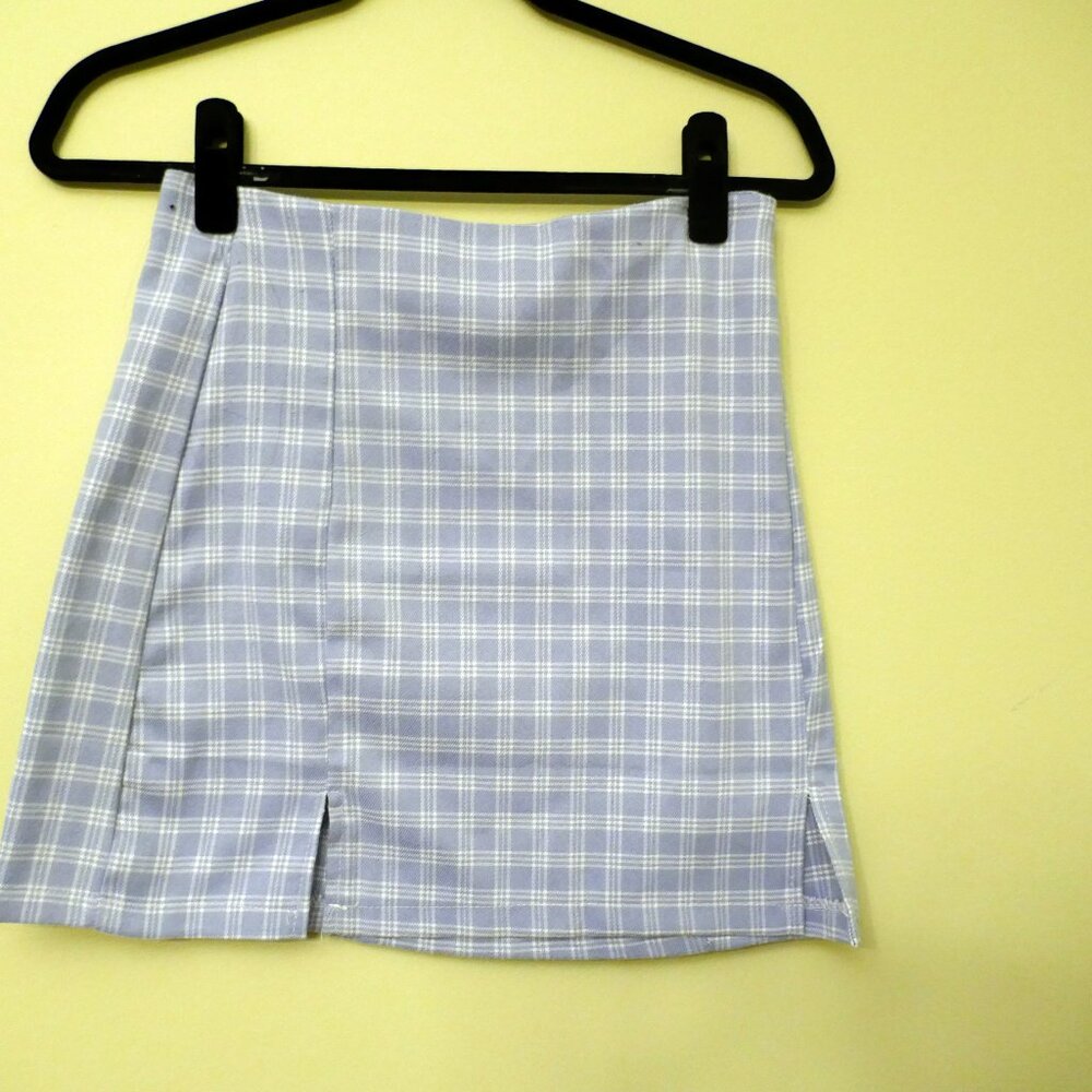 Rainbow Boutique blue plaid skirt